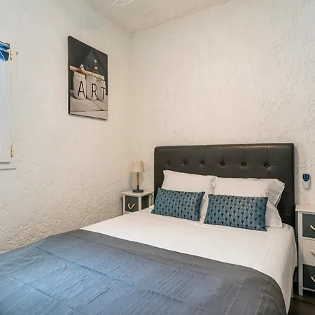 Marine De Palumbare Apartment *