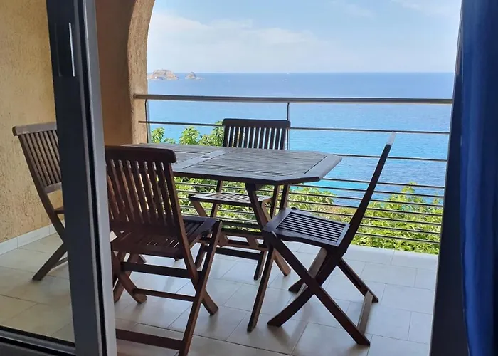 Marine De Palumbare LʼÎle-Rousse