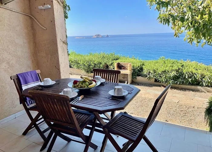 Marine De Palumbare LʼÎle-Rousse