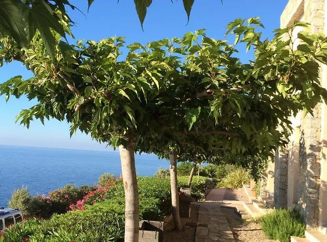 Marine De Palumbare Apartment *